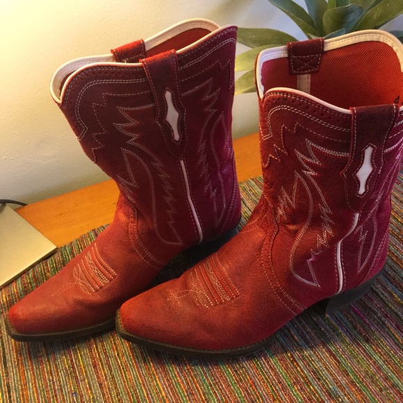 Ariat Shoes - Ariat-Beautiful Red Cowboy Boots. Size 4.5 UK/7 US
